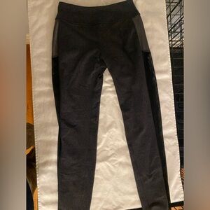 Beyond Yoga Legging size medium
